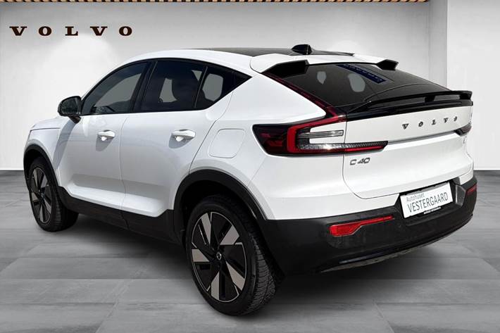 Hvid Volvo C40 fra 2024