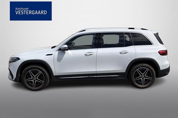 Hvid Mercedes EQB250 fra 2022