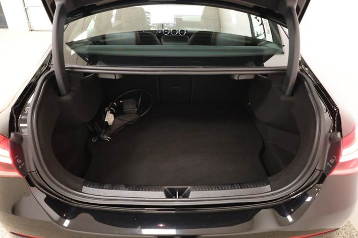 Sort Mercedes A250 e fra 2020