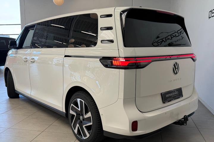 Hvid VW ID.Buzz fra 2025