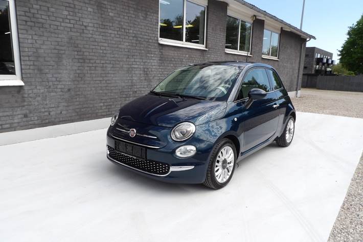 Blå Fiat 500 fra 2016