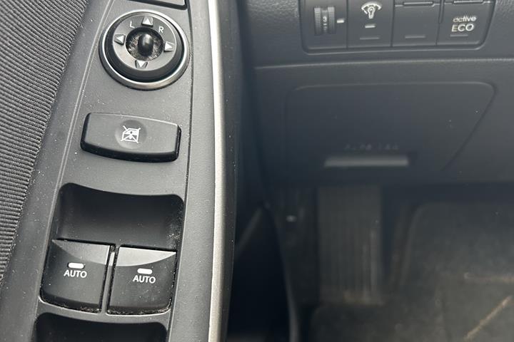 Sort Hyundai i30 fra 2012