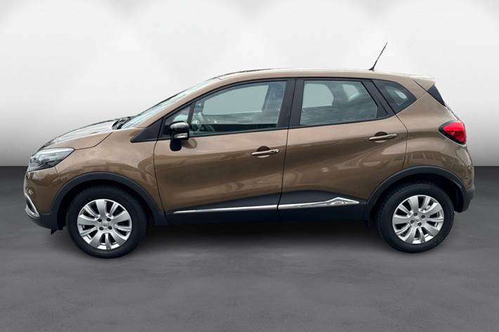 Brun Renault Captur fra 2017