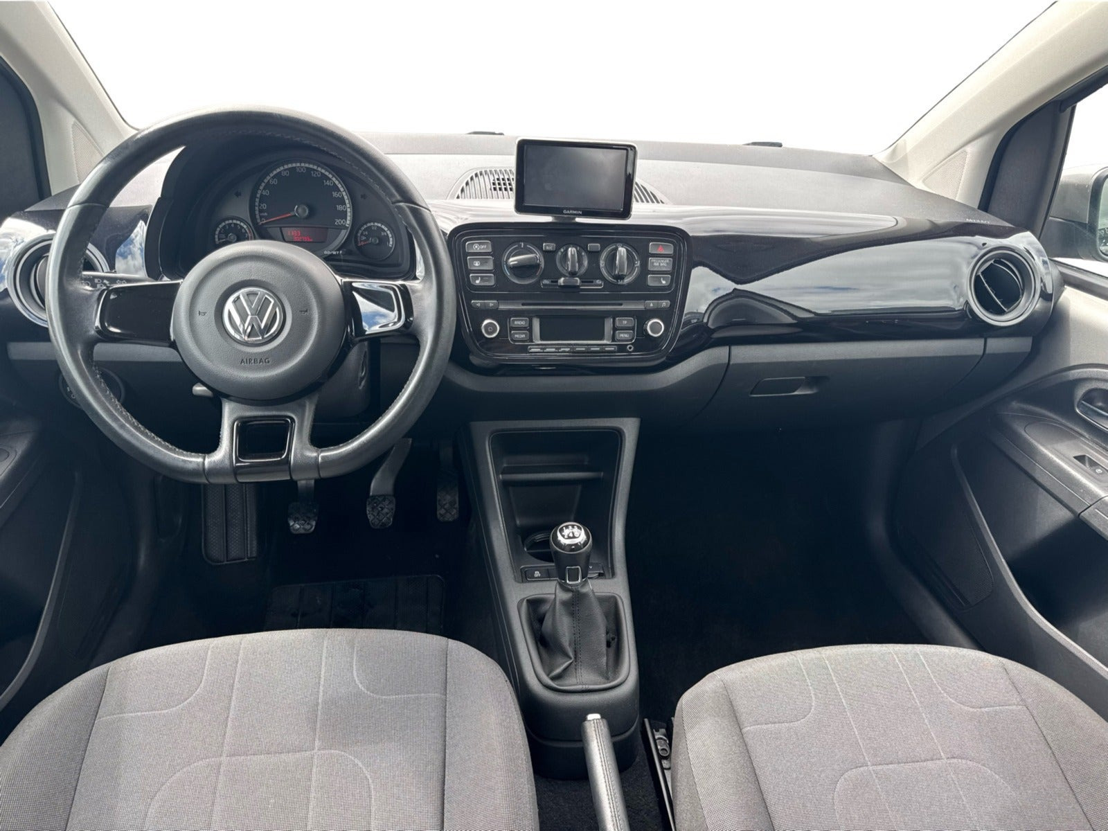 Grå VW UP! fra 2015
