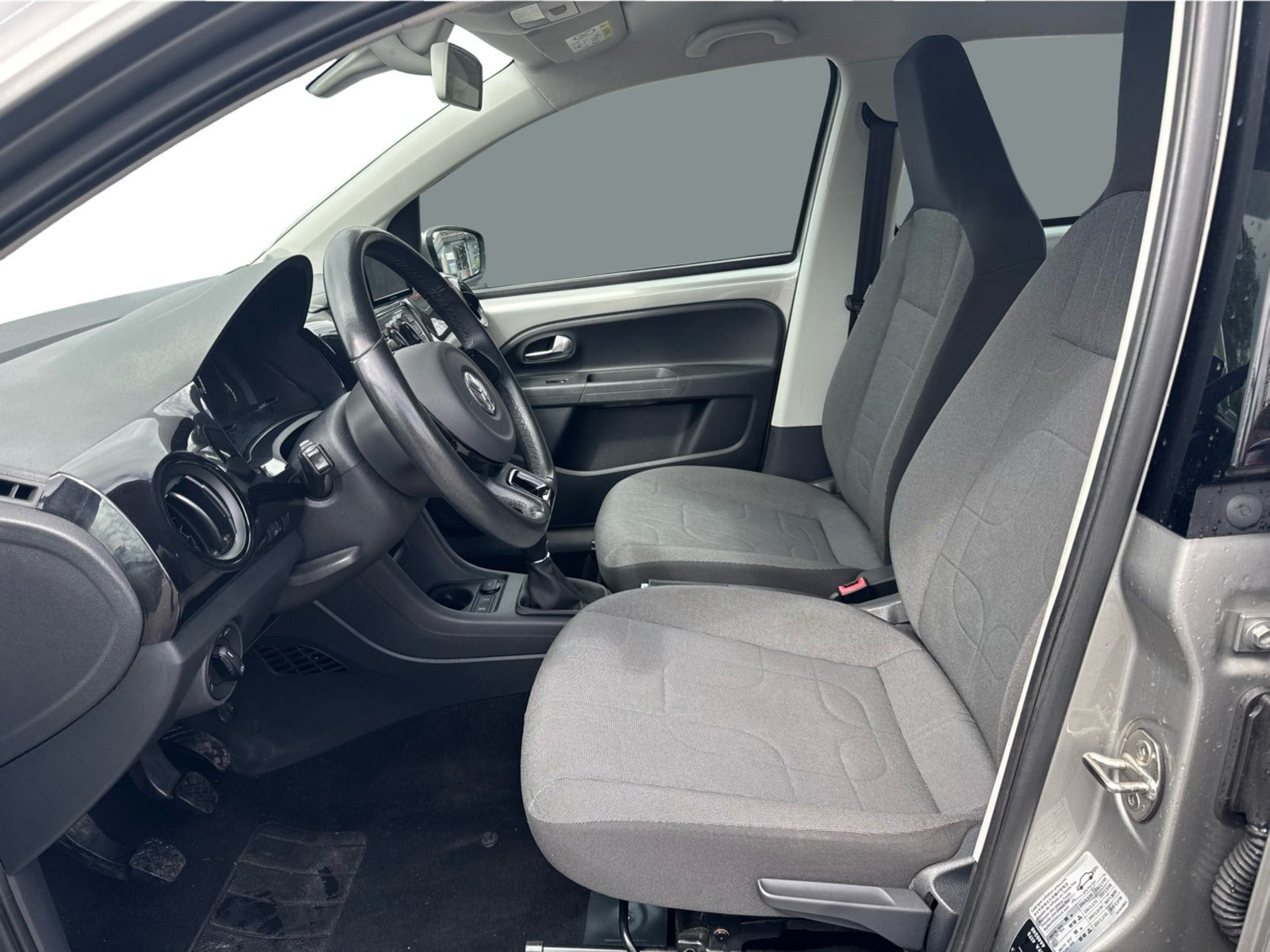Grå VW UP! fra 2015