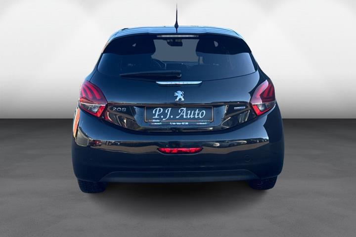 Sort Peugeot 208 fra 2016