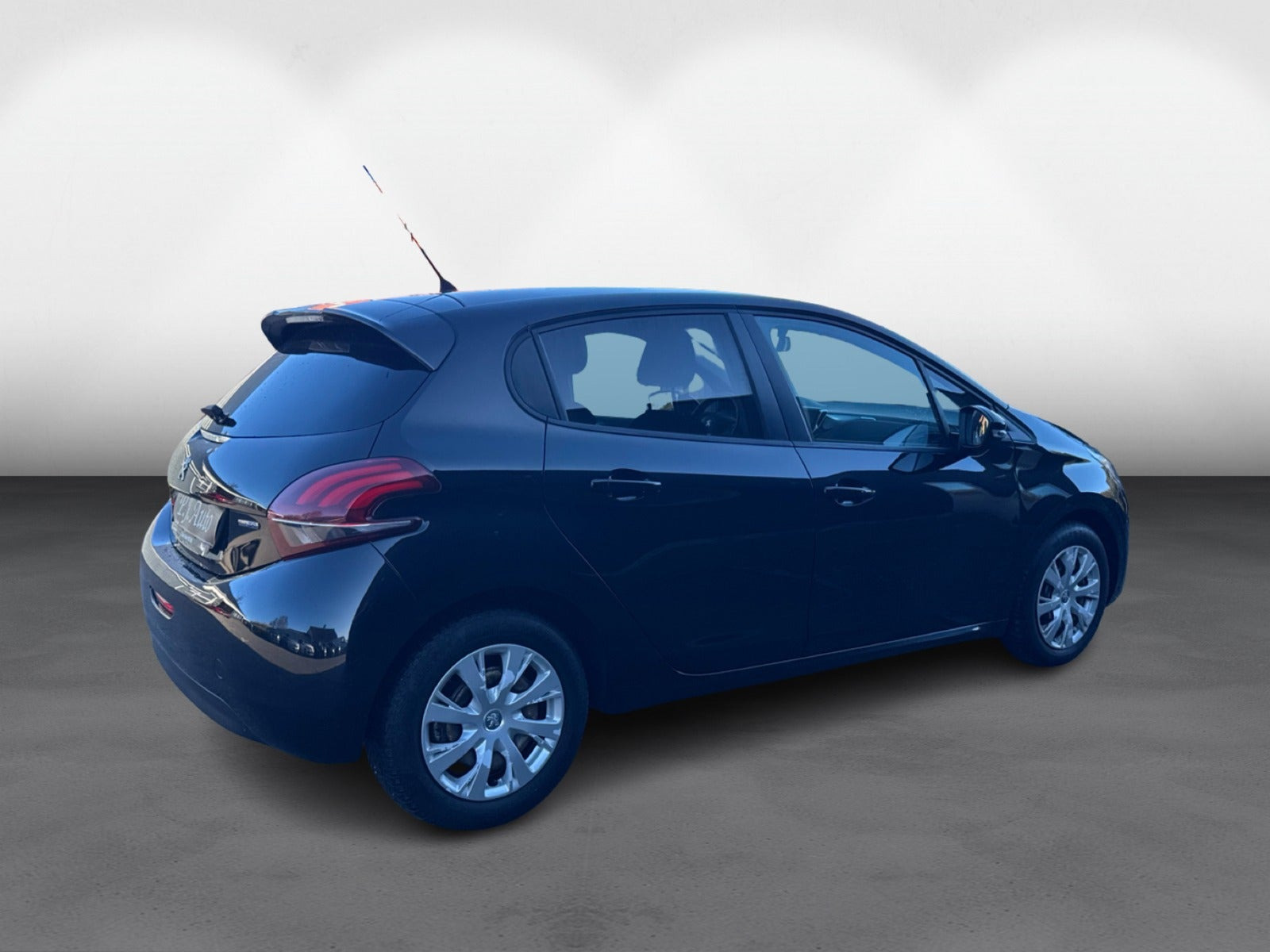 Sort Peugeot 208 fra 2016