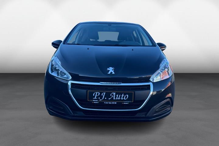 Sort Peugeot 208 fra 2016