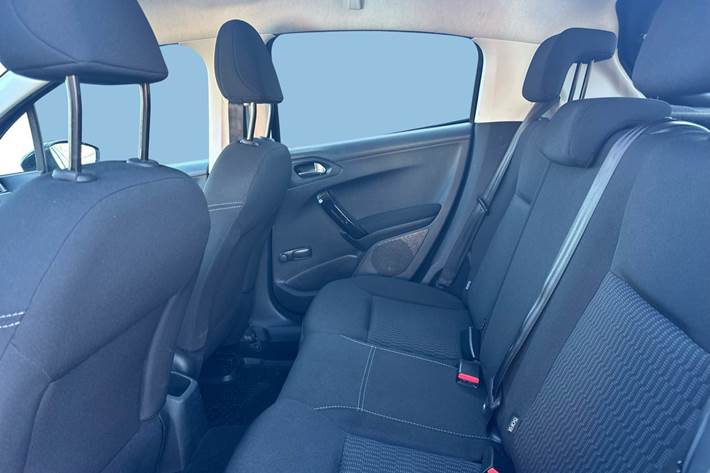 Sort Peugeot 208 fra 2016