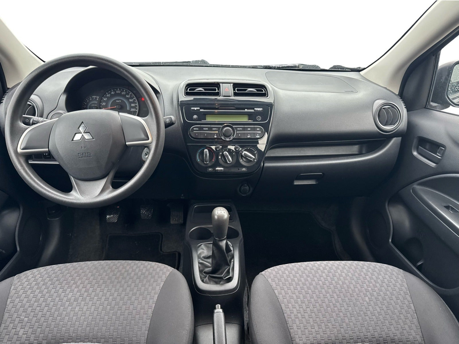 Sort Mitsubishi Space Star fra 2020