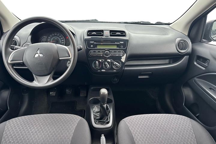 Sort Mitsubishi Space Star fra 2020