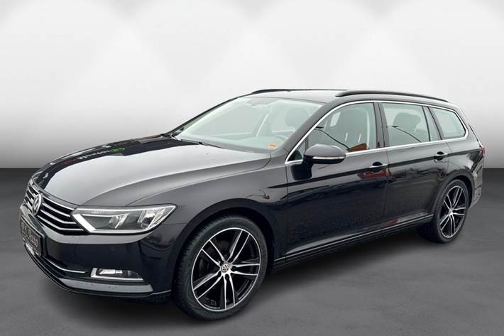 Sort VW Passat fra 2017