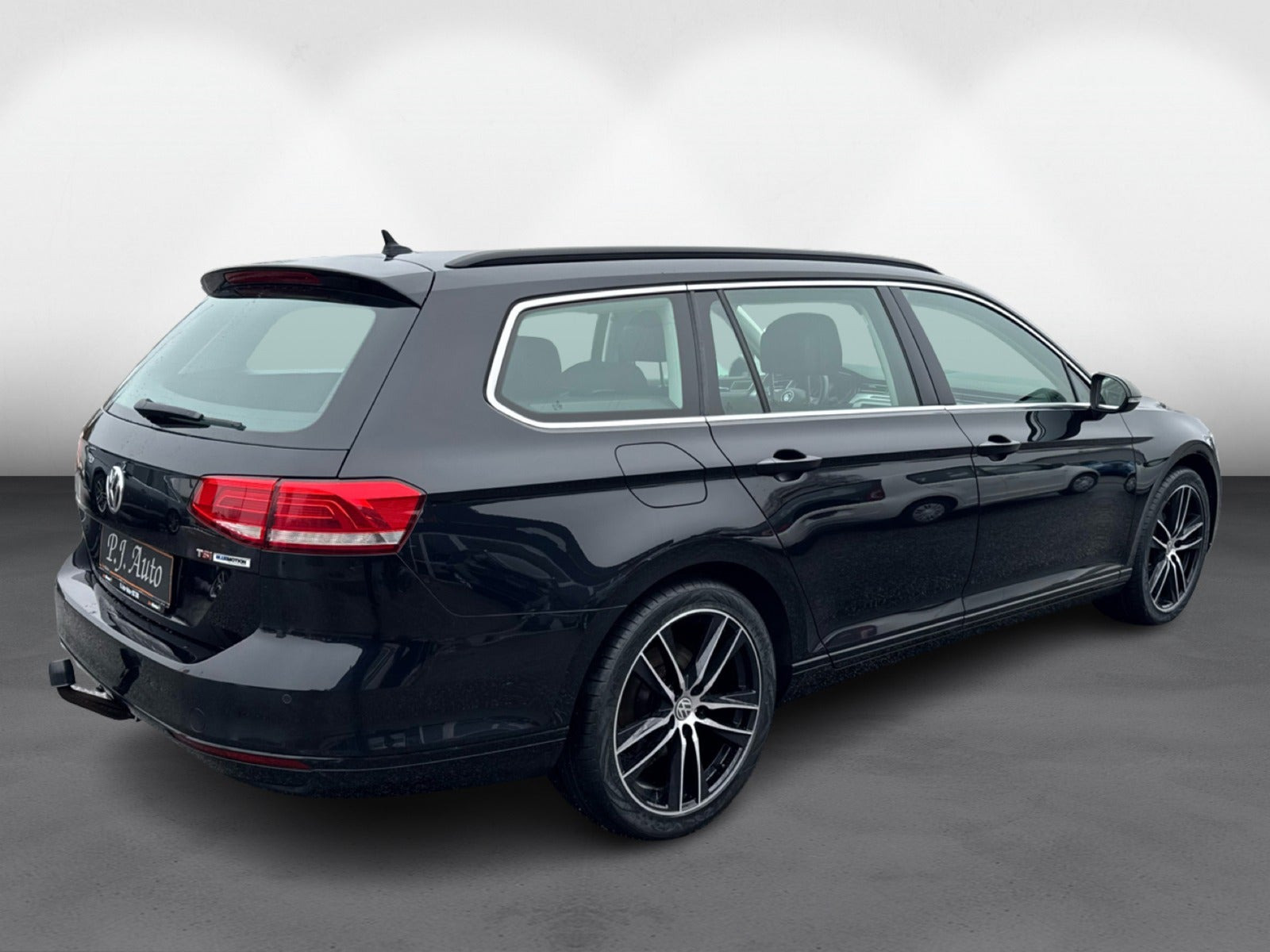 Sort VW Passat fra 2017
