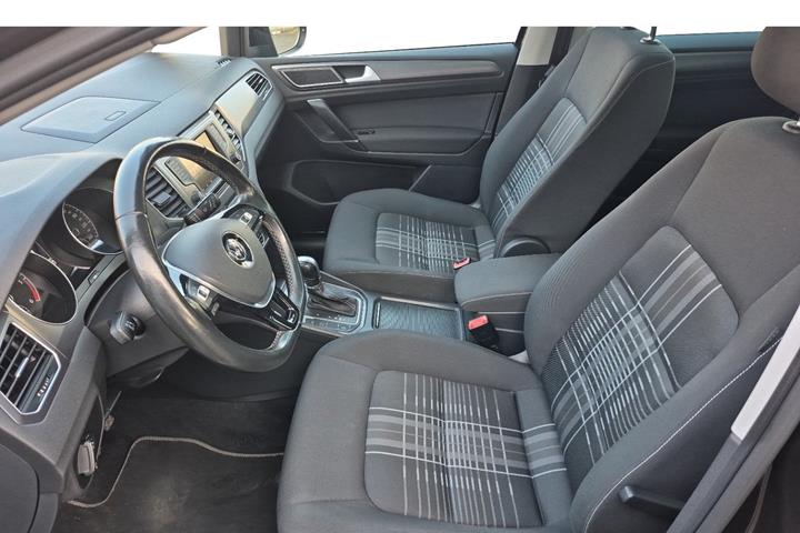 undefined VW Golf Sportsvan fra 2015