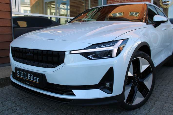 Hvid Polestar 2 fra 2023