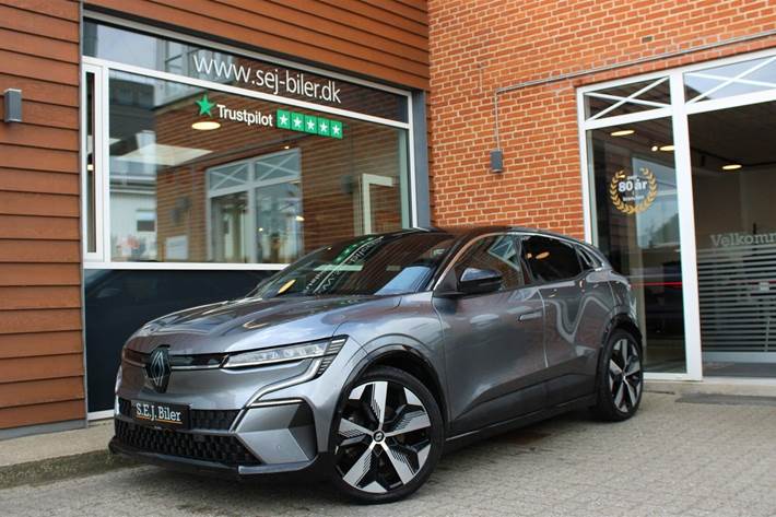 Grå Renault Megane E-Tech fra 2024