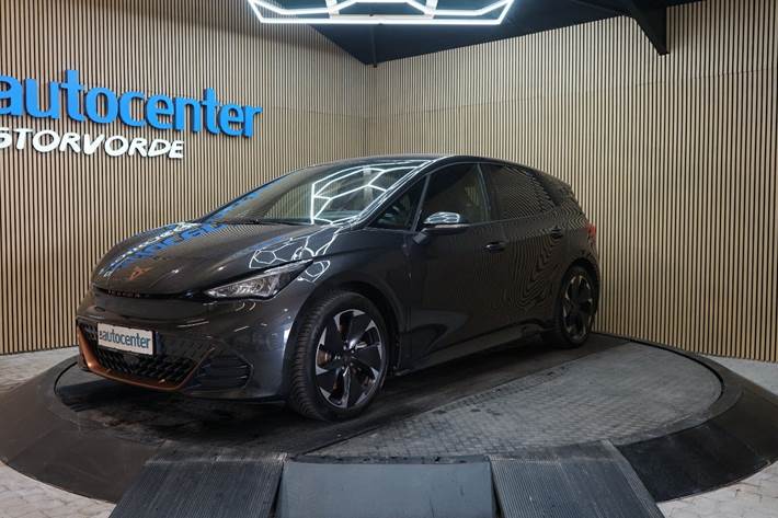 Grå Cupra Born fra 2023