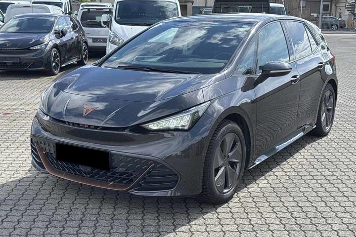 Grå Cupra Born fra 2022