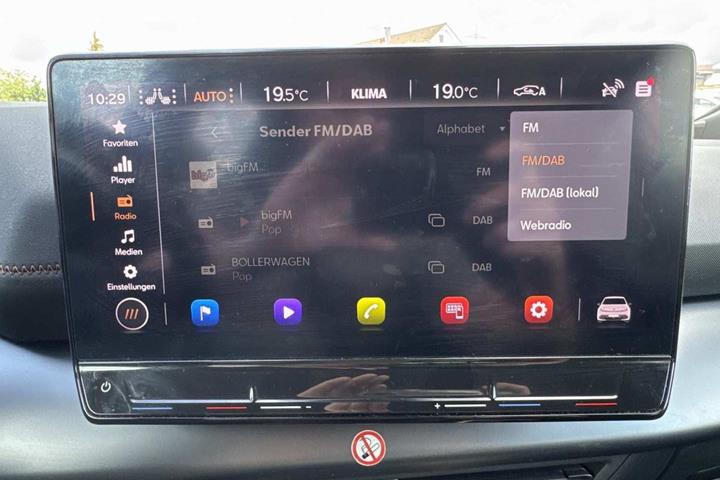 Grå Cupra Born fra 2022