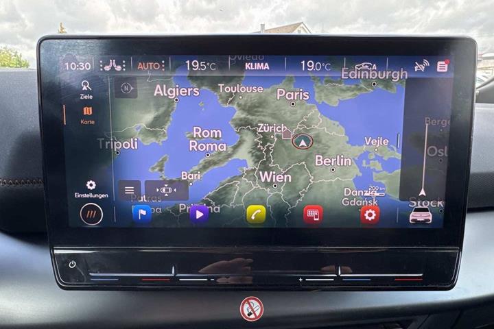 Grå Cupra Born fra 2022