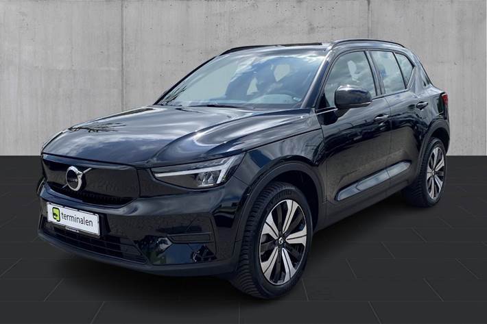 Sort Volvo XC40 fra 2023