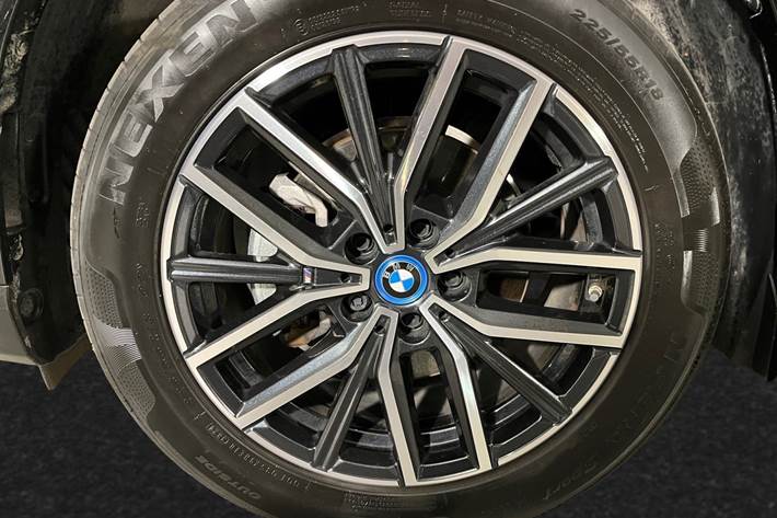 Sort BMW iX1 fra 2025
