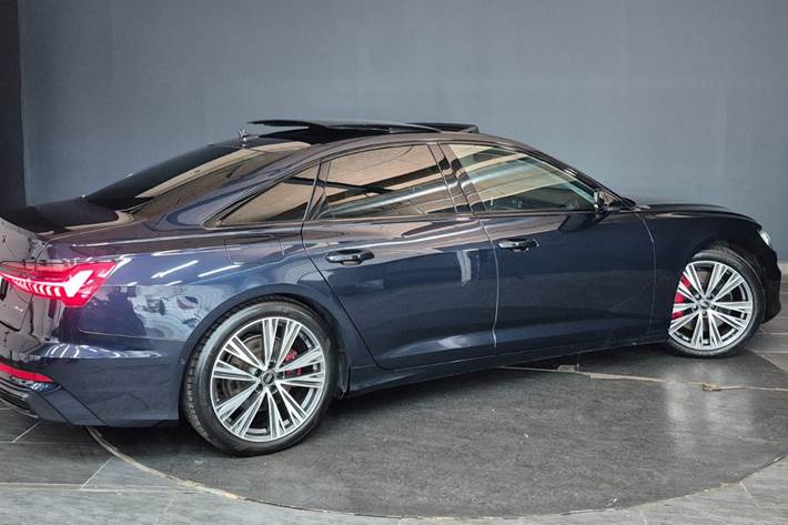 Sort Audi A6 fra 2022
