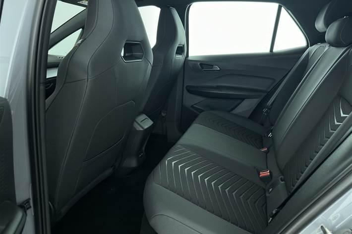 Sort Cupra Born fra 2024