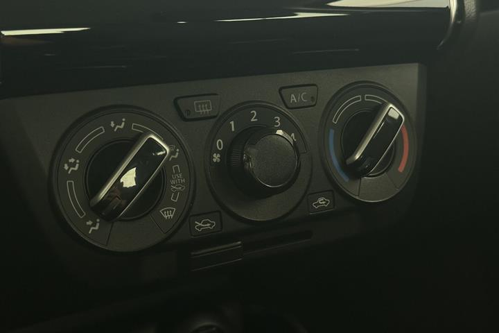 Sort Suzuki Swift fra 2017