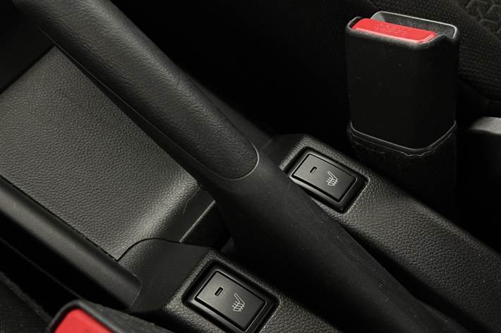 Sort Suzuki Swift fra 2017