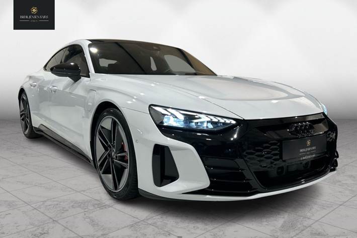 Grå Audi RS e-tron GT fra 2022