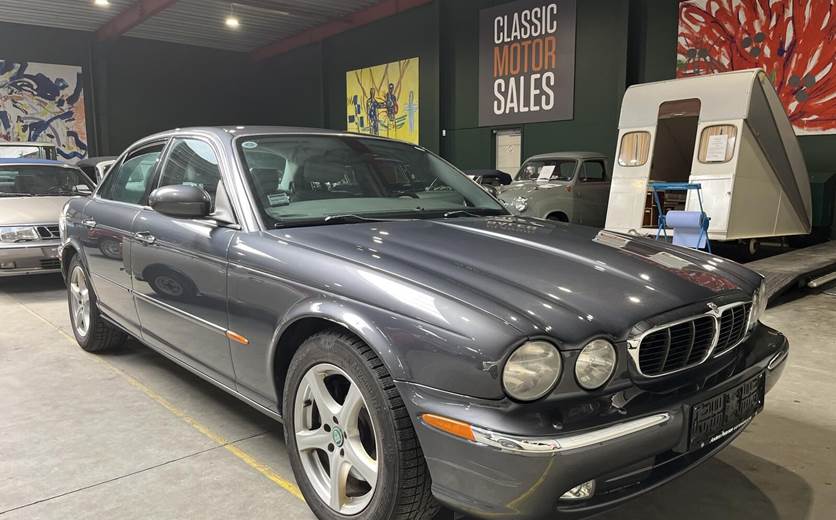 Jaguar XJ8 3,5 aut. 258HK