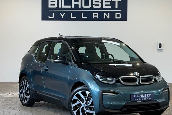 Blå BMW i3 fra 2022