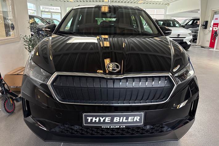 Sort Skoda Enyaq fra 2023