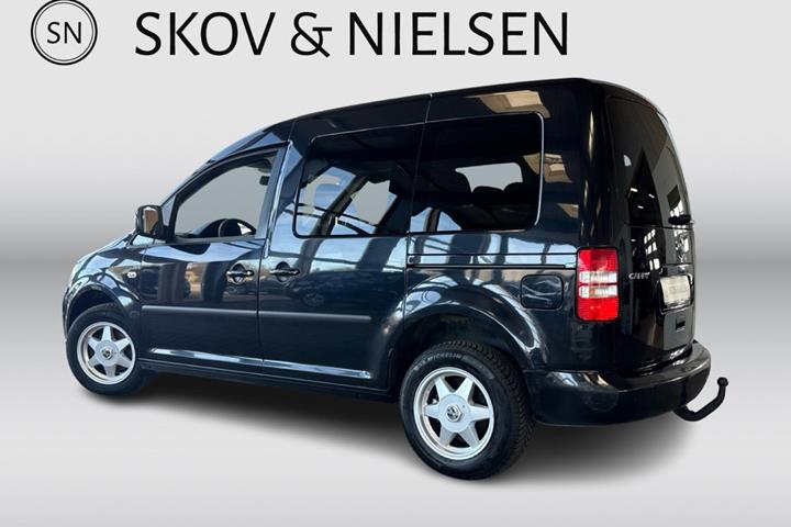 Sort VW Caddy fra 2011