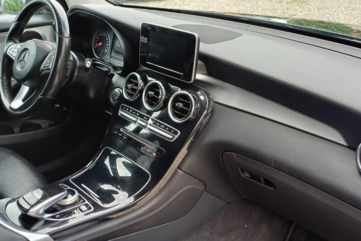 undefined Mercedes GLC220 d fra 2016