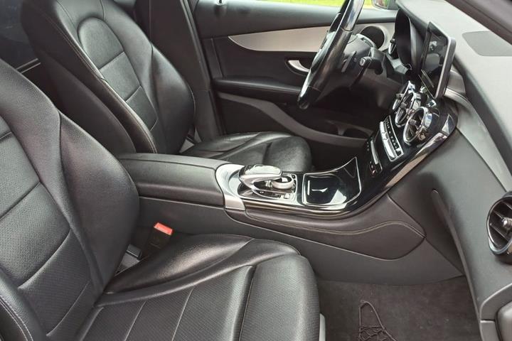 undefined Mercedes GLC220 d fra 2016