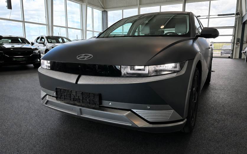 Hyundai Ioniq 5 77 Uniq
