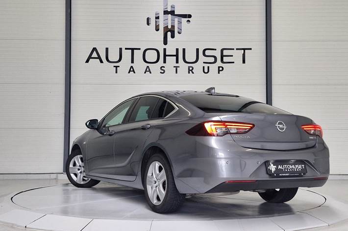 undefined Opel Insignia fra 2018