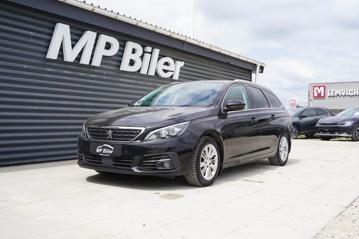 Sort Peugeot 308 fra 2020