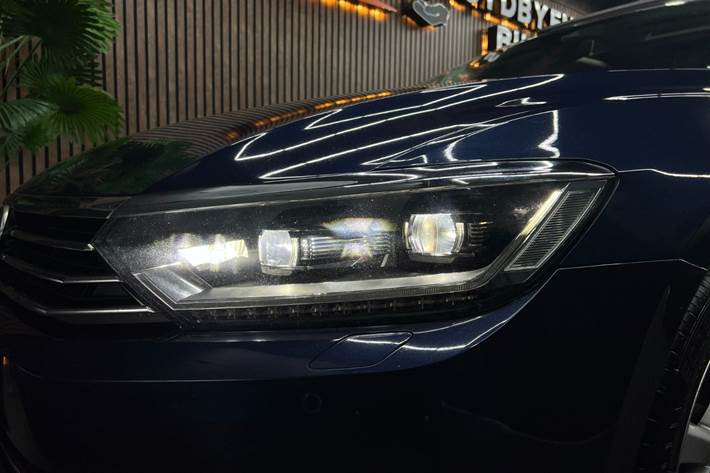 undefined VW Passat fra 2016