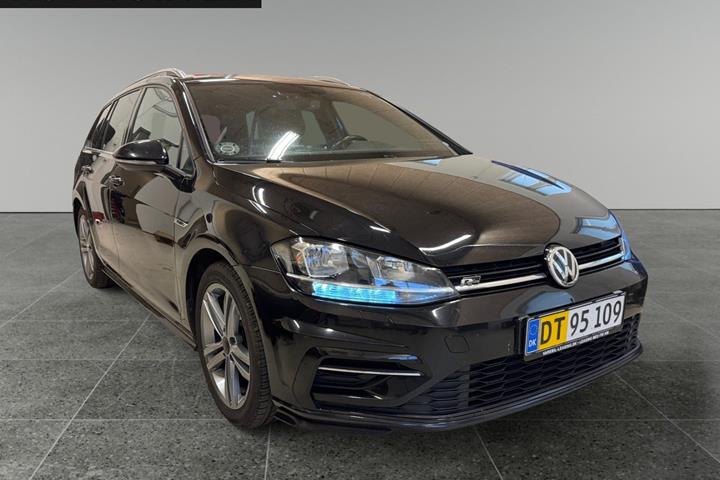 Sort VW Golf VII fra 2020