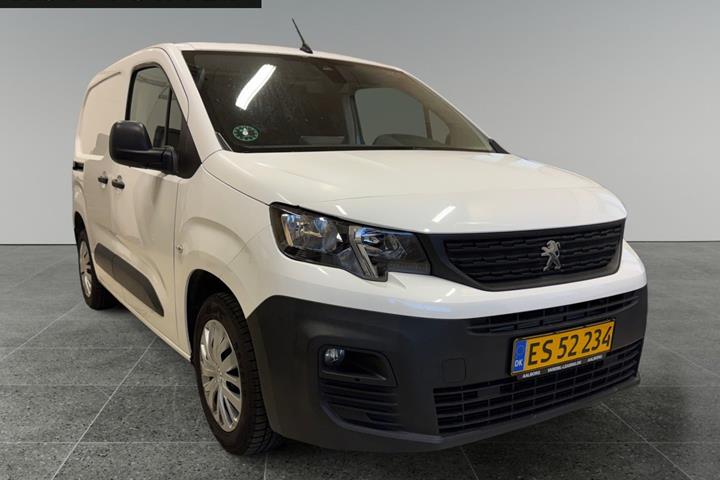 Hvid Peugeot Partner fra 2020