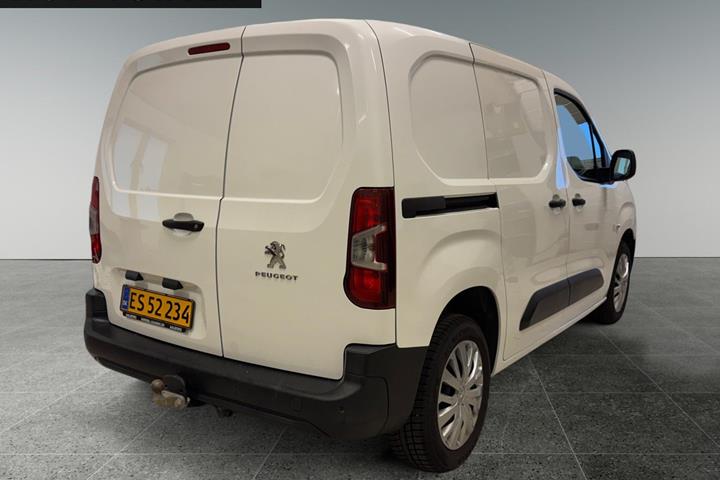 Hvid Peugeot Partner fra 2020