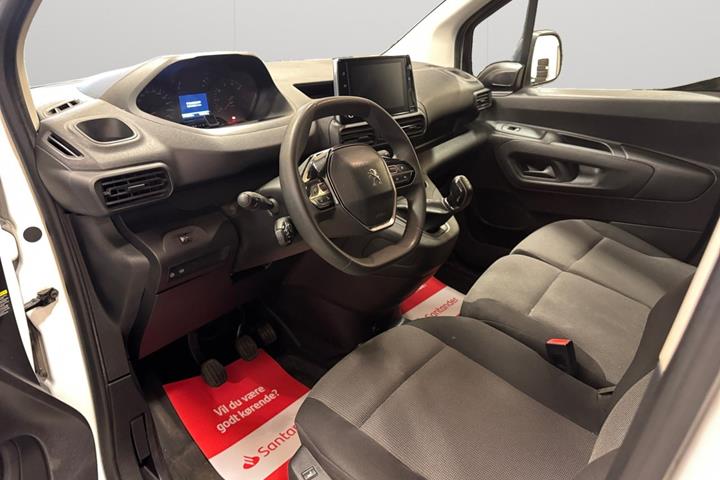 Hvid Peugeot Partner fra 2020