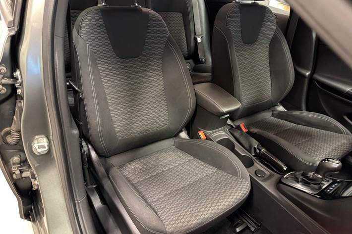 Grå Opel Astra fra 2017