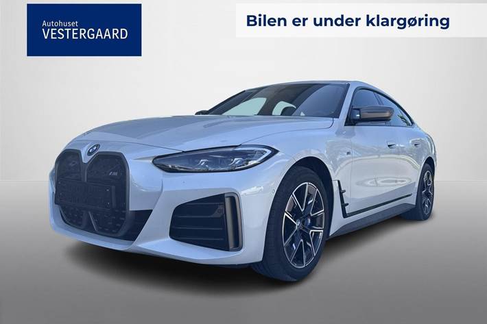 Hvid BMW i4 fra 2024