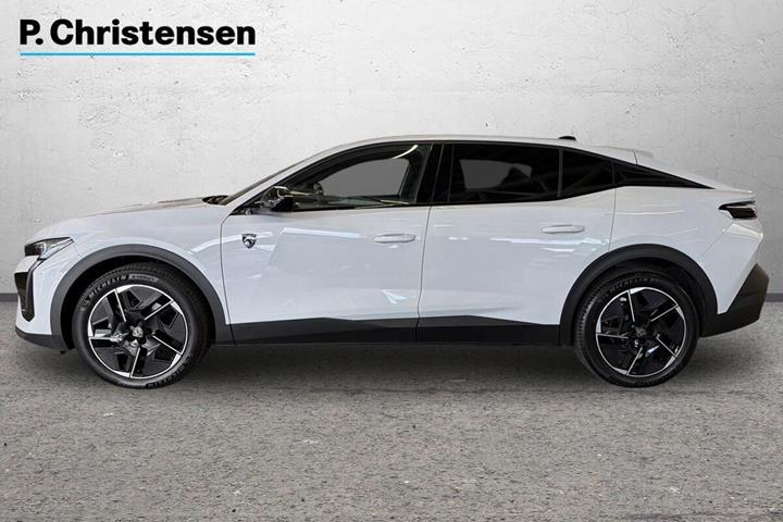 Hvid Peugeot e-408 fra 2025