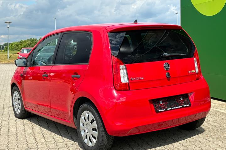 Rød Skoda Citigo fra 2017