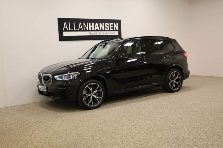 Sort BMW X5 fra 2022